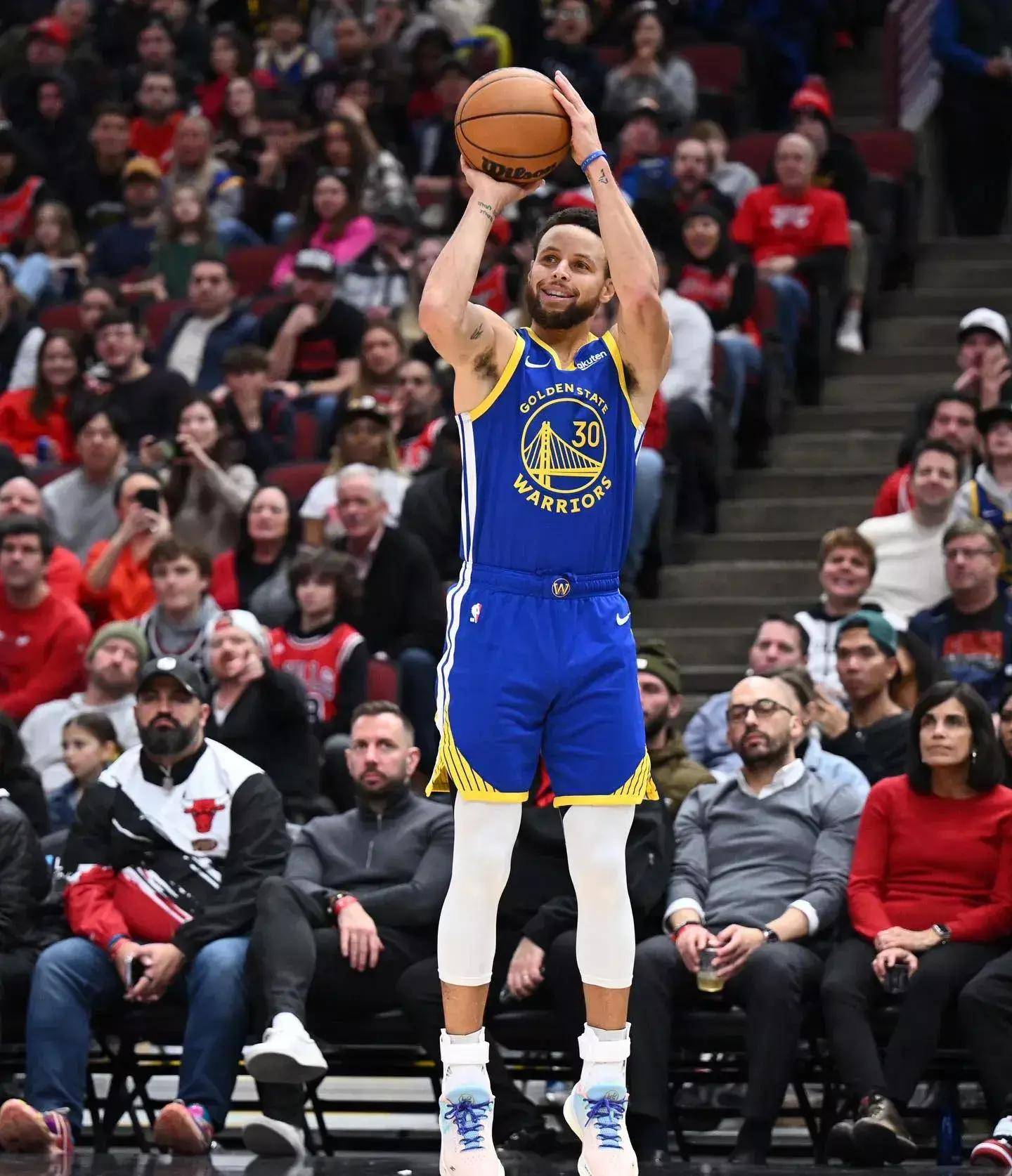 也在无形中 也在无形中