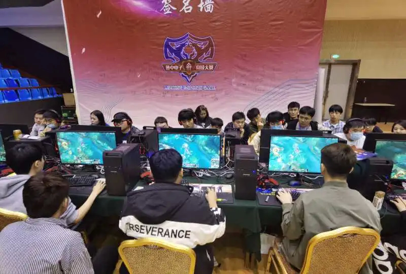 球队不仅失 球队不仅失